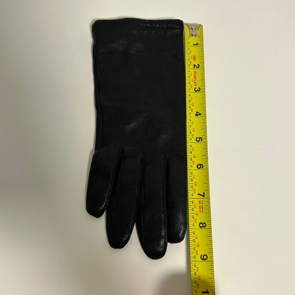 Vintage Fownes Black Genuine Leather Acrylic Lined Driving Gloves Women's Sz 6.5